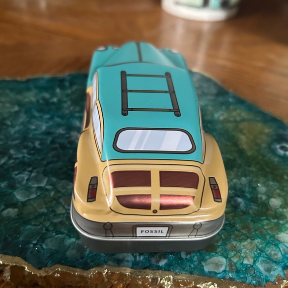 Fossil 30th Anniversary Edition WOODY Car Tin - Picture 2 of 11